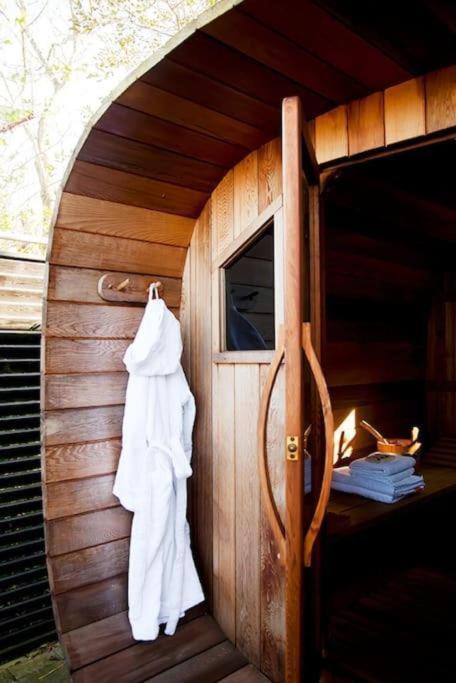 Rusttheater, Genieten Van Rust En Ruimte Villa Reutum Exteriör bild