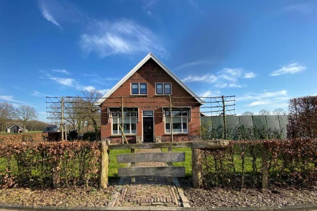 Rusttheater, Genieten Van Rust En Ruimte Villa Reutum Exteriör bild